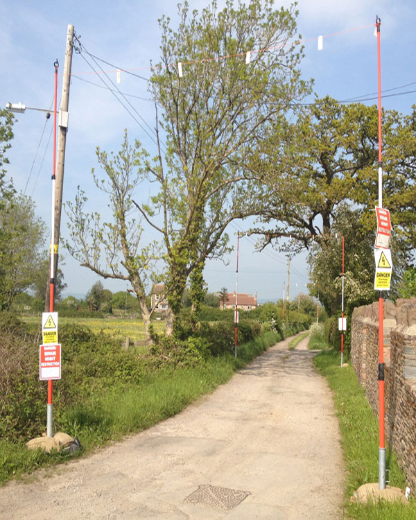 OVERHEAD CABLE WARNING SYSTEM - GOAL POSTS
